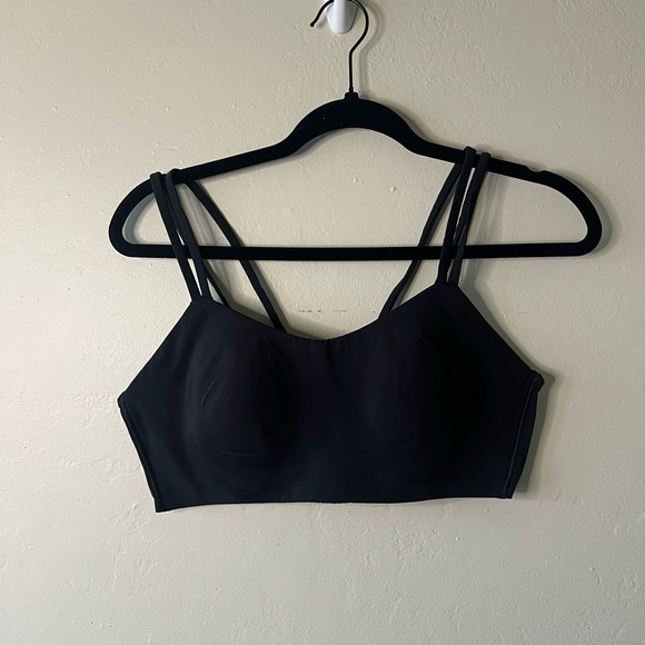 lululemon black like a cloud bra - Picture 4 of 4